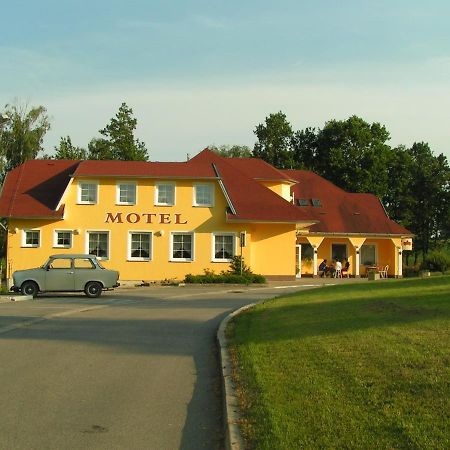 Motel Velky Rybnik Pelhrimov Bagian luar foto